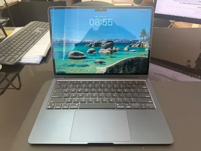 MacBook Air M3 | 8 GB | SSD 256 GB | Bateria 100% | Apenas 10 ciclos