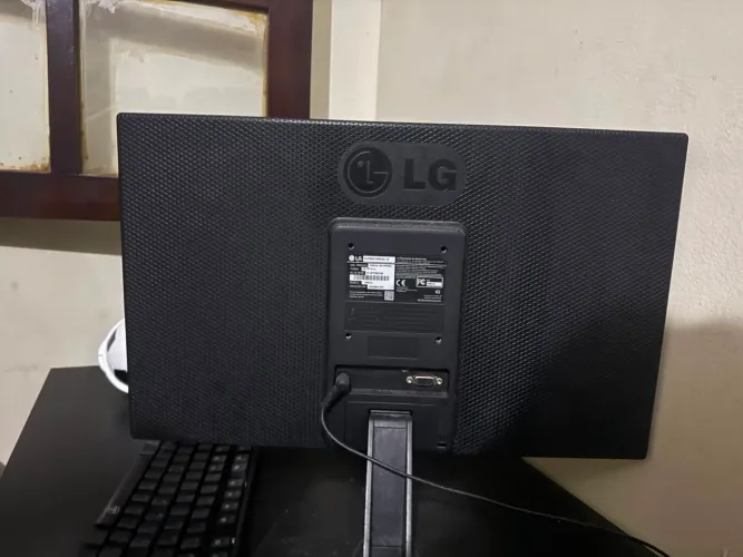 Monitor LG Flatron