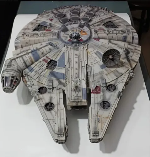 Millennium Falcon Planeta Deagostini Star Wars