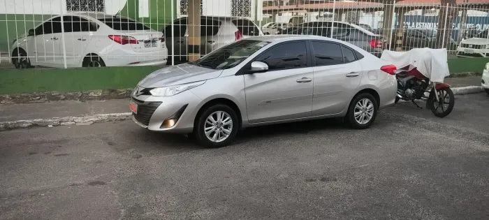 Toyota Yaris XL Sedan 1.5 Flex 16V 4P Aut. 2019