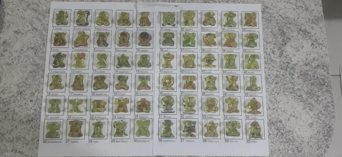 60 geloucos da mesma cor completa