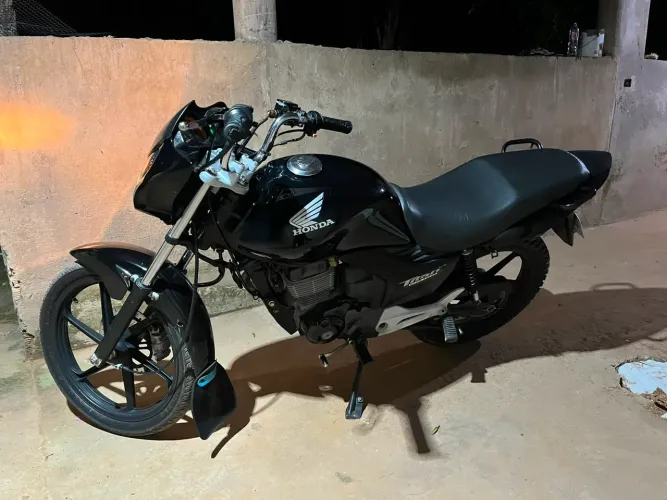 Titan mix 150, em dias, kitada, documentacao ok, moto impecavel!