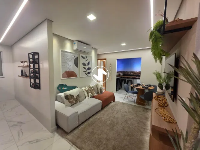 Apartamento à Venda no Condominínio Chapada Redentori, 2 quartos, 43m², 1 vaga, Jardim Pet