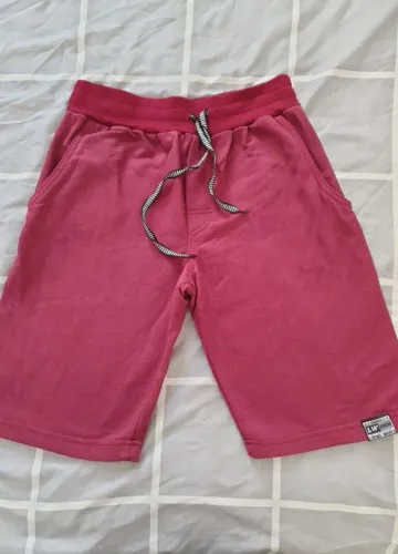 Shorts de moletom vinho menino