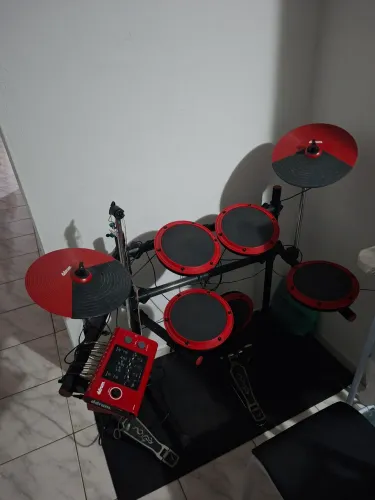 Bateria eletrônica ddrum