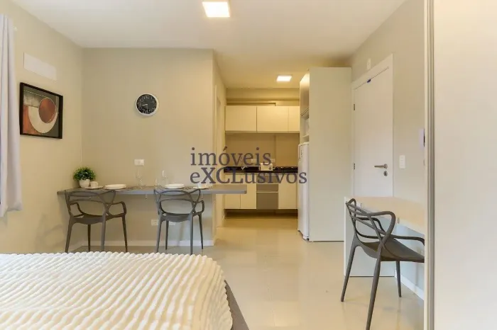 STUDIO NO CENTRO DE CURITIBA - IDEAL PARA MORAR OU INVESTIR