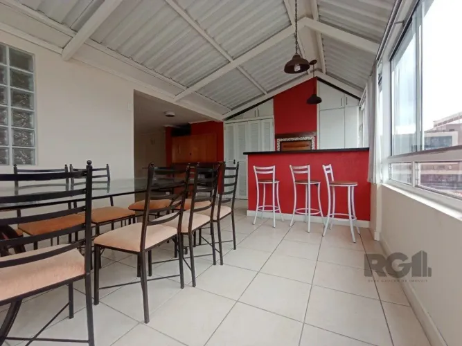Duplex 2 dormitórios 1 vaga coberta em frente ao parque marinha do Brasil no Praia de Bela