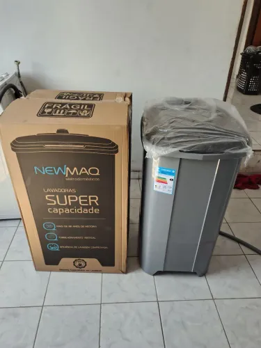 Máquina de lavar roupa tanquinho 10kLesta zerado valor 450 reais aceitar proposta *