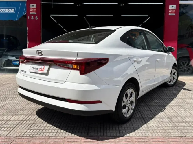 Hyundai HB20S Comfort Plus 1.0 TB Flex 12V Mec. 2025