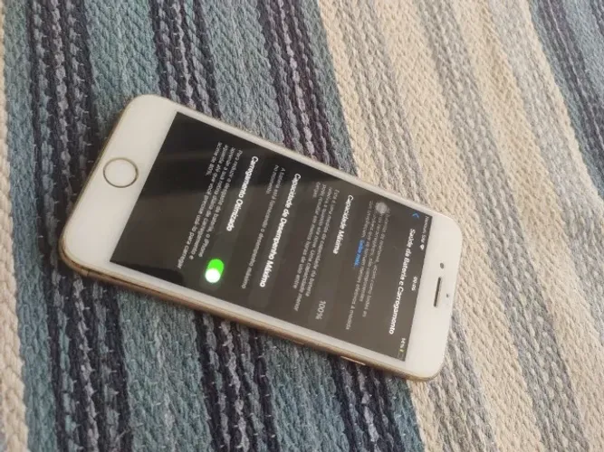 iPhone 8