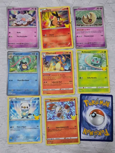 8 Cartas Pokémon oficiais