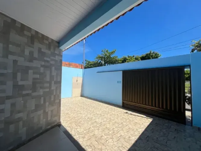 casa com area externa a venda