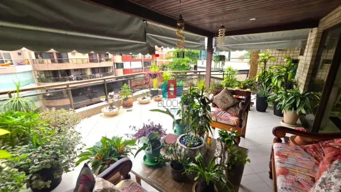 Recreio dos Bandeirantes | Cobertura 3 quartos, sendo 1 suite
