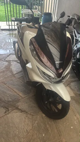 Honda PCX DLX 