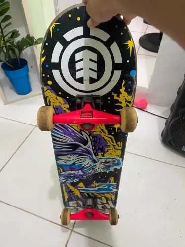Skate street maple canadense