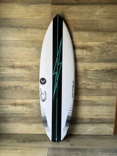 PRANCHA DE SURF 5?11 CANFIELD NOVA