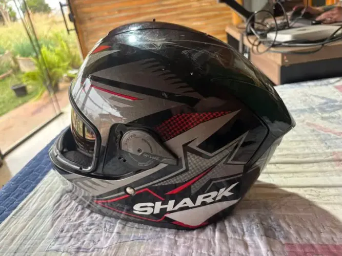CAPACETE SHARK D-SKWAL ? R$ 450