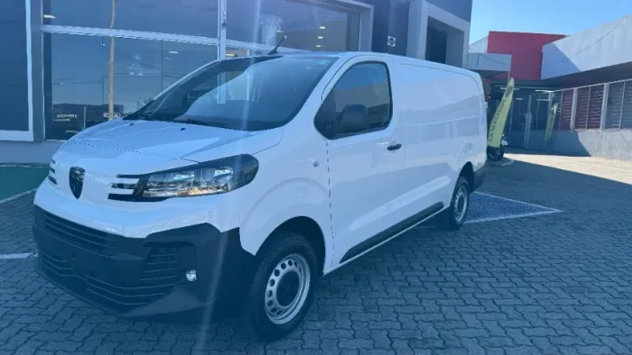 Peugeot Expert Cargo 2.2 Turbo Diesel 2026