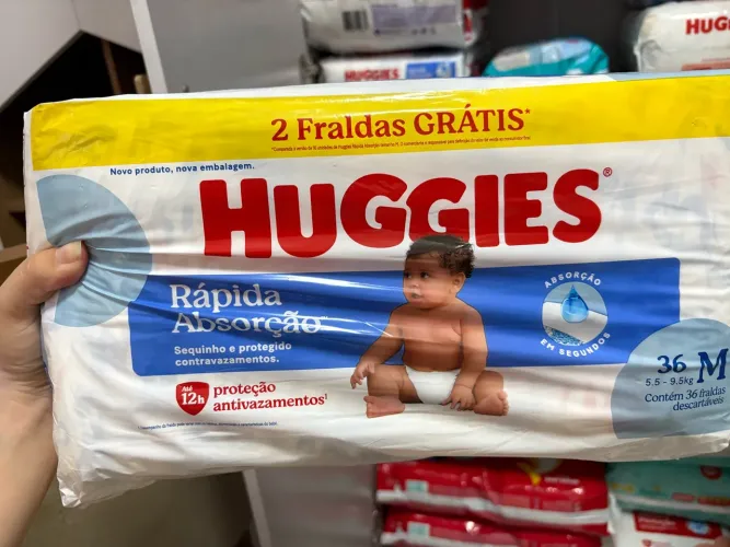 Fralda Huggies azul M
