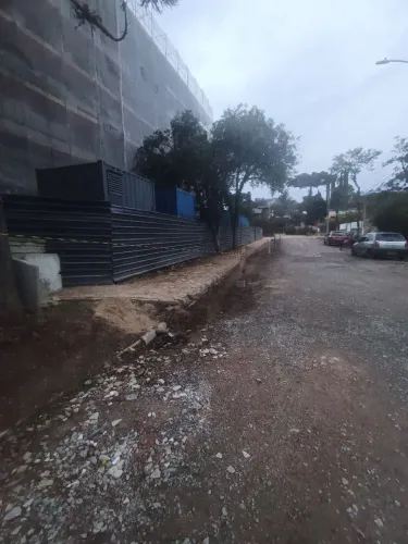 Vaga para ajudante que saiba trabalhar em construção civil na diária