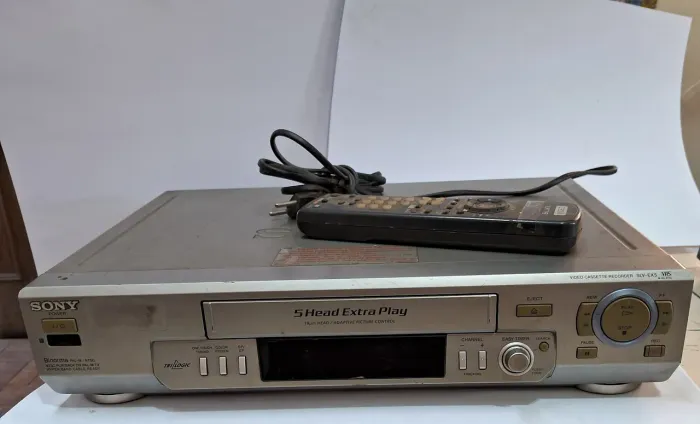 Aparelho de VHs usado Sony 