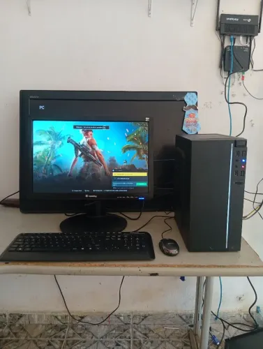 Vende se Pc completo core i5 3 geração 8gb memória SSD 240gb placa de vídeo 2gb monitor 20