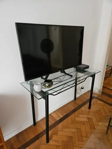 Saldão de Mudança: TV Samsung Airfryer Prateleira Cafeteira Torradeira Cabides Panelas
