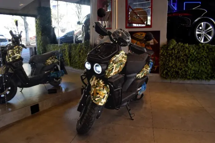 Angie AG 11 1000W Preta - Scooter Elétrica