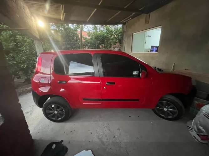 Fiat Uno Vivace/rua 1.0 EVO Fire Flex 8V 5P 2013