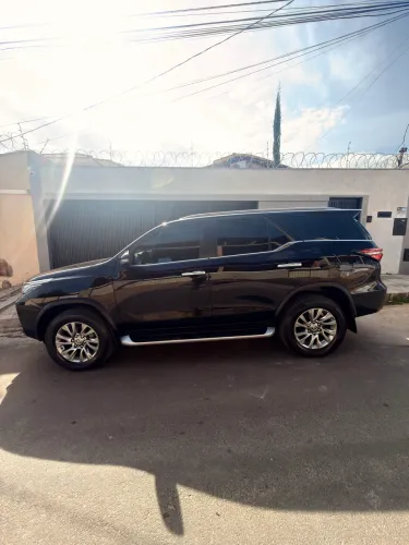 Toyota Hilux SW4 SRX 4X4 2.8 TDI 16V Dies. Aut. 2022