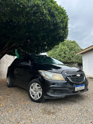 Chevrolet Onix Hatch LT 1.4 8V Flex Power Mec. 4P 2015