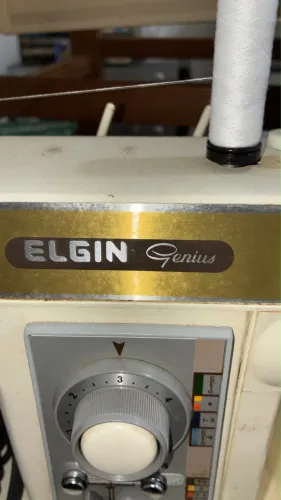 Máquina Elgin Genius