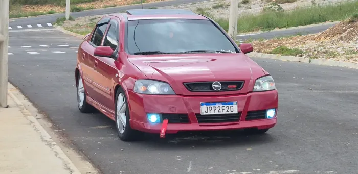 Chevrolet Astra GSI 2.0 16V 136cv Hatchback 5P 2004