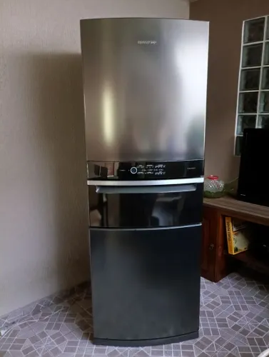 Vende-se Geladeira Brastemp