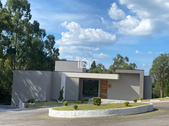 Casa à venda e locação no Residencial Ponderosa