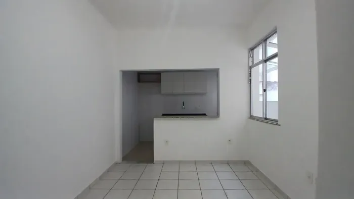 Imóvel para aluguel tem 42 metros quadrados com 1 quarto em Vila da Penha - Rio de Janeiro