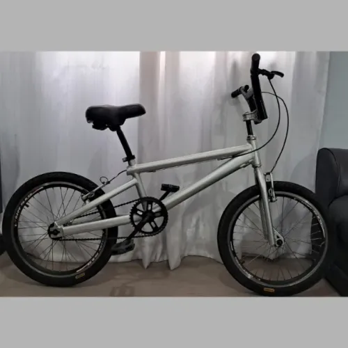 NOTA 10/10 EM CONSERVAÇÃO BICICLETA.CROSS ECOS 20 FREE STYLE ALUM. COM NOTA FISCAL