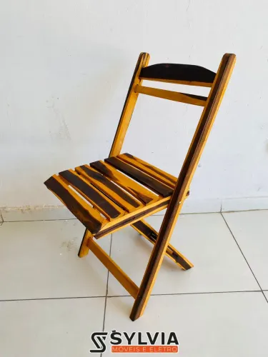Cadeira dobrável envernizada 