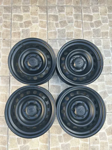 jogo de roda de ferro aro 17 hilux 2025 original