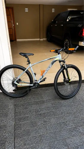 Mountain Bike Oggi Big Wheel 7.0 2021 | Aro 29 | Quadro 19 | Freios Hidráulicos | 18 v