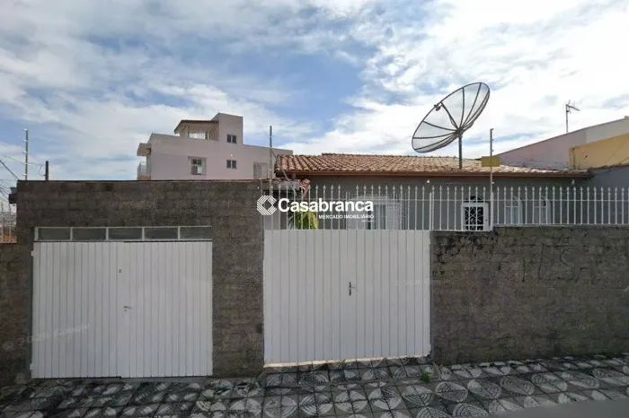 Casa com 2 quartos à venda, 80 m² por R$ 320.000 - Jardim Simus - Sorocaba/SP
