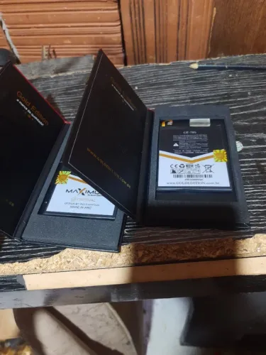 Bateria de xiaomi e Samsung nova