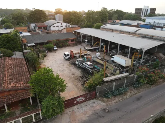 Área Comercial/Logística na BR 316
