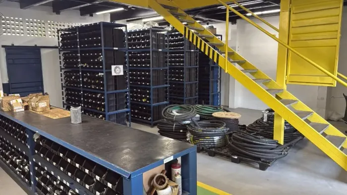 Loja Completa de Mangueiras Hidráulicas - Estoque, Máquinas e Equipamentos