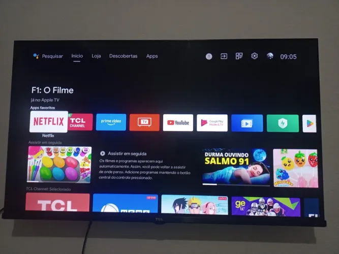 Vende-se TV TCL Android  42 polegadas 