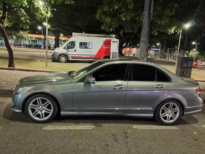 Mercedes-Benz C-250 CGI Sport 1.8 16V Aut. 2011