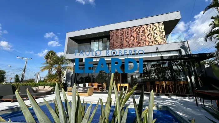 CASA EM CONDOMÍNIO - CONDOMÍNIO ARUJÁ 5 - SP