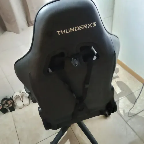 Cadeira gamer thunderx3 