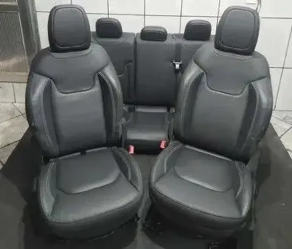 Banco de couro Renegade original