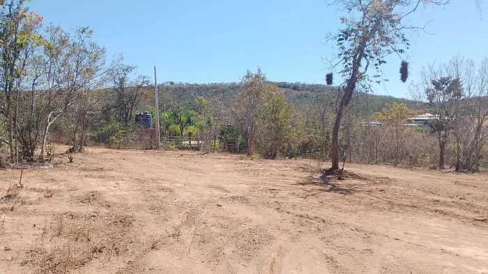 TERRENO/LOTE A VENDA